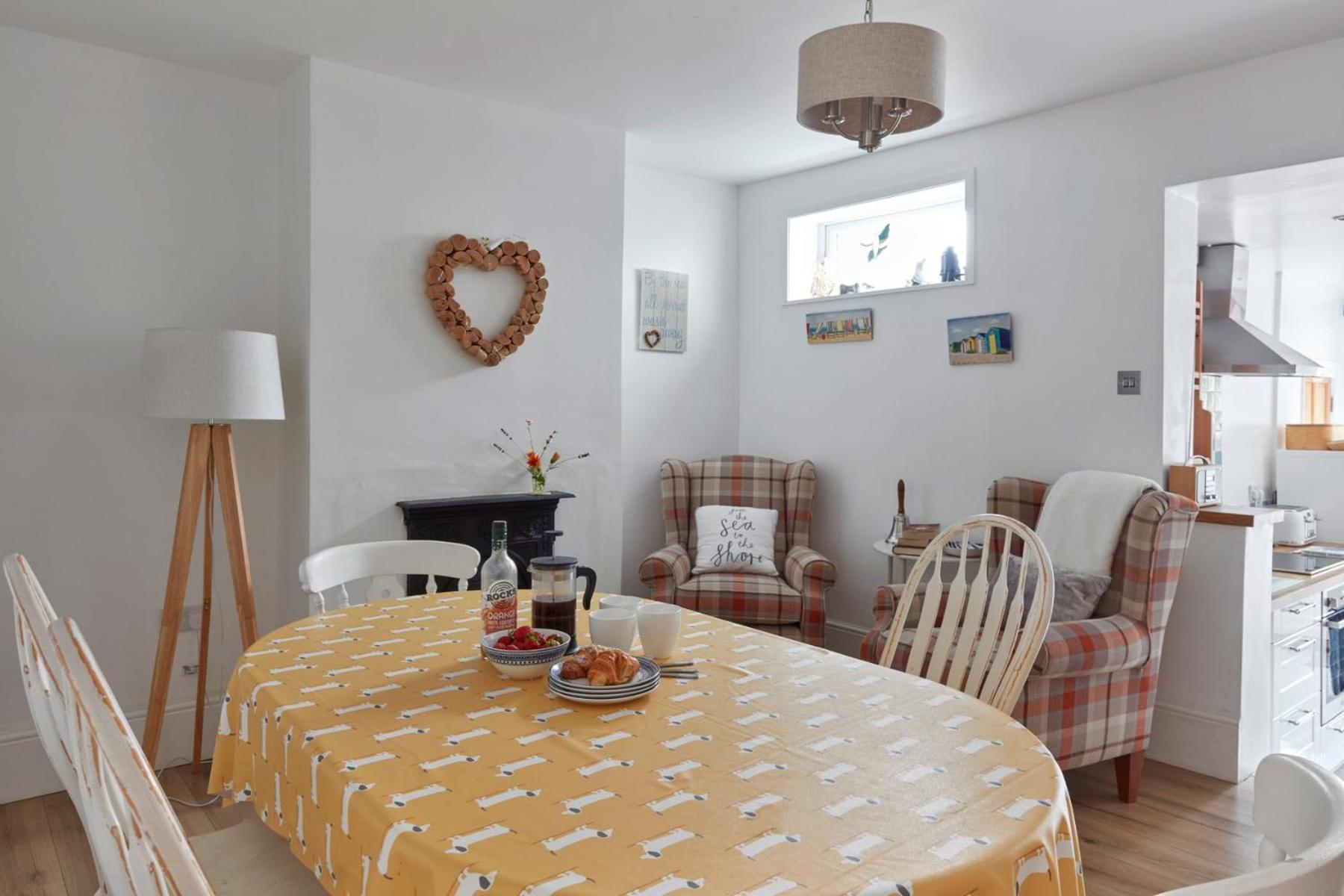 Spacious Coastal Cottage Close To Beach - Bailey Cottage Deal Extérieur photo